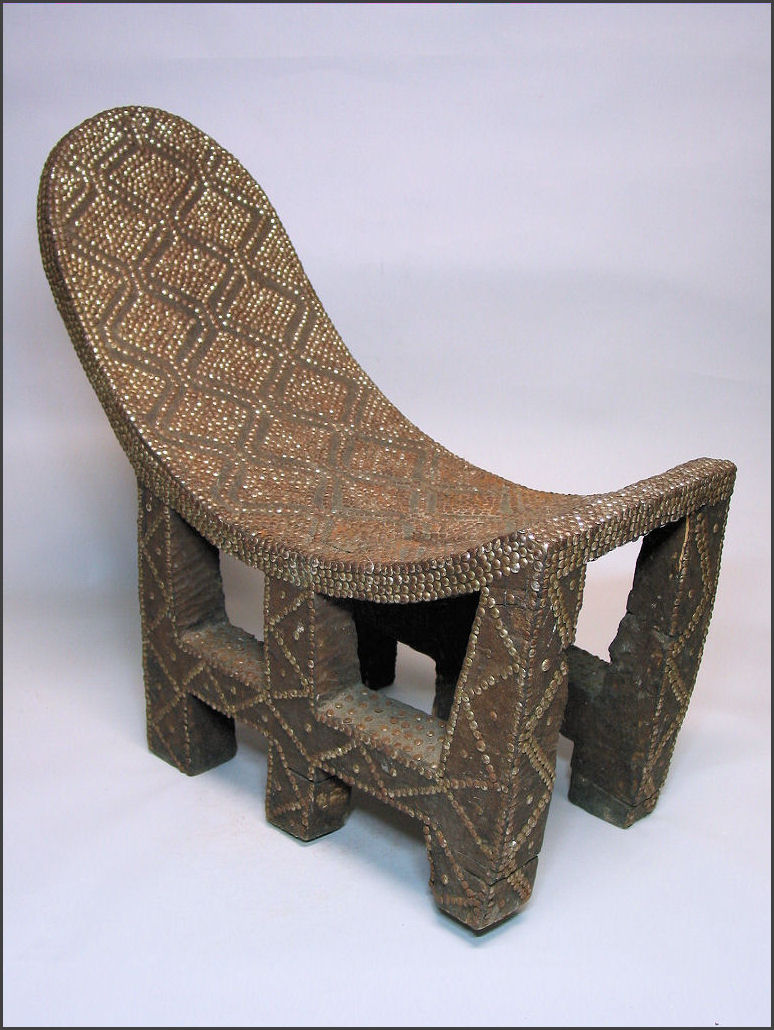 Ngombe chair "Ekele" from DRC RAND AFRICAN ART